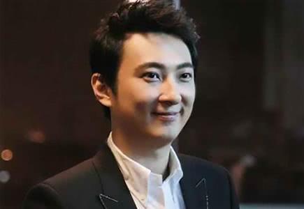 热搜娱乐吃瓜博主,热搜吃瓜博主带你探秘明星幕后故事